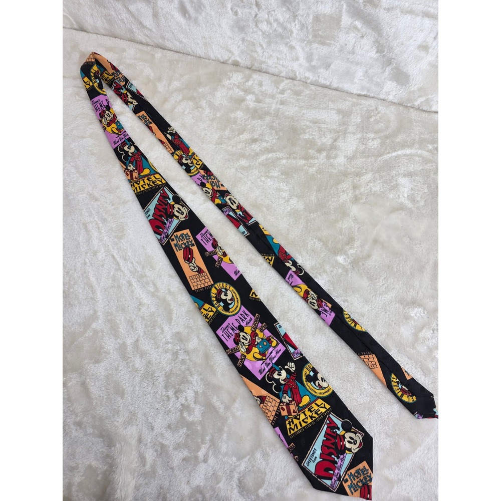 Mickey Inc Disney Mens Silk Tie Vintage Theme Park Hotel Bellhop Mickey Mouse